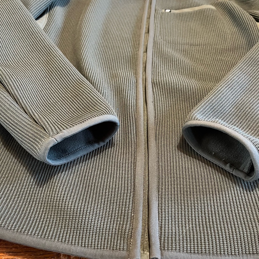 Fabletics scrub jacket green 1X - Picture 4 of 5